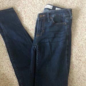 Hollister skinny jeans